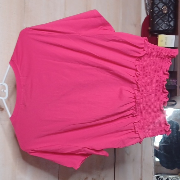 NWT- Code X Mode- Barely Cropped Tee- Hot Barbie Pink- Medium - Picture 4 of 8